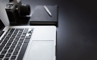 -特色水上极速滑艇比赛，水域快艇的极限狂飙，滑水艇价格