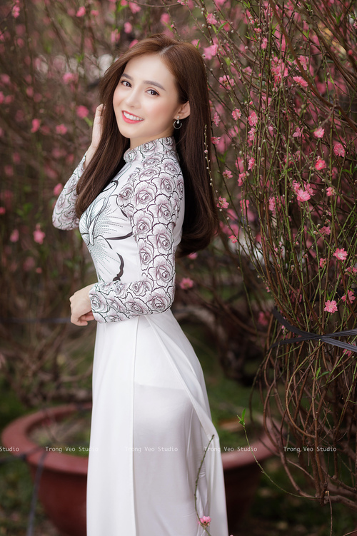 随机意大利女子网球双打组合获得金牌，意大利网球选手