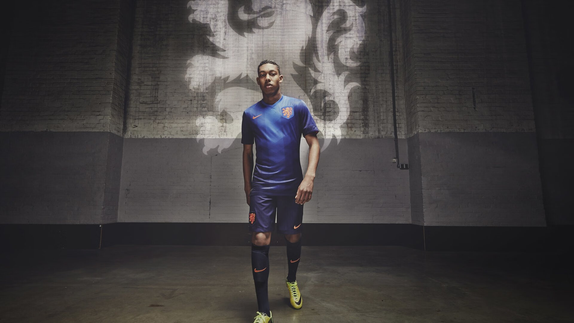 荷兰女足在预选赛中未能晋级巴黎奥运会,飞翔的荷兰女足还有未来